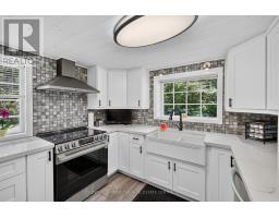1057 Severn River Road, Gravenhurst, ON P0E1N0 Photo 12