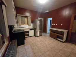 516 Church Avenue, Winnipeg, MB R2W1C6 Photo 6