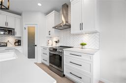 107 Snowy Owl Crescent, Winnipeg, MB R3X0V2 Photo 15