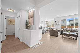 Kitchen - 107 Snowy Owl Crescent, Winnipeg, MB R3X0V2 Photo 7