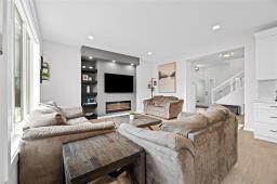 107 Snowy Owl Crescent, Winnipeg, MB R3X0V2 Photo 9
