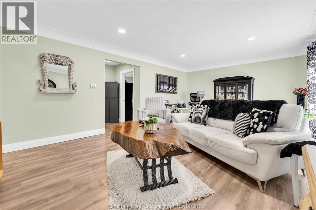26 Sherman STREET - Image 16