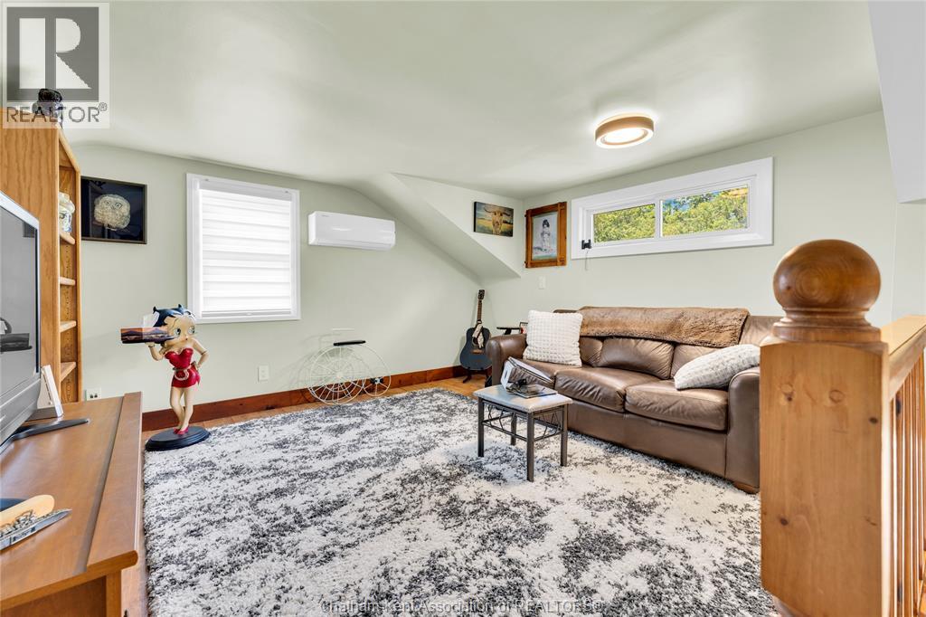 26 Sherman STREET - Image 25