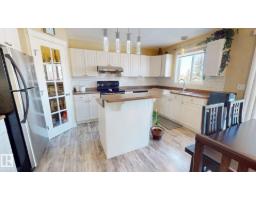 Bonus Room - 8704 175 Av Nw, Edmonton, AB T5Z3Z3 Photo 8