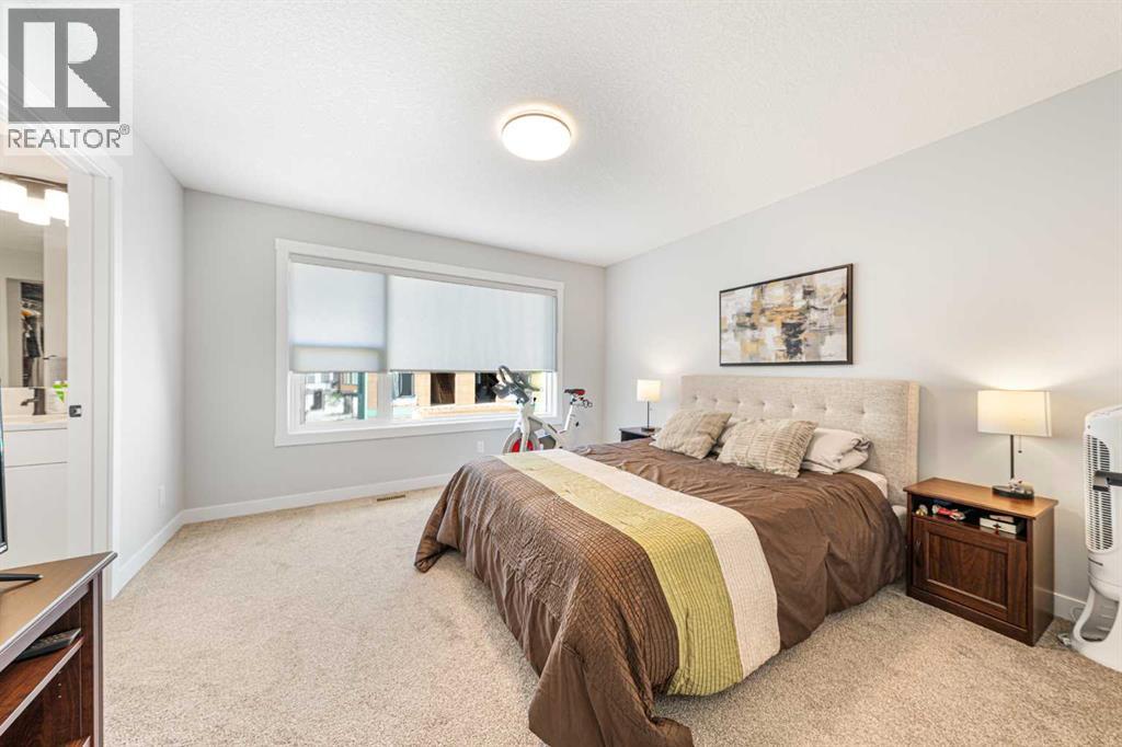 116 Rowmont Heath NW - 24