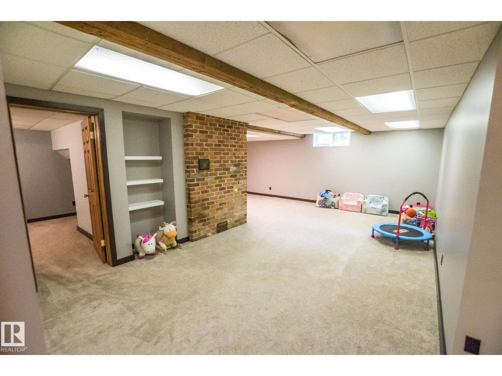 4811 50 Street - Photo 36