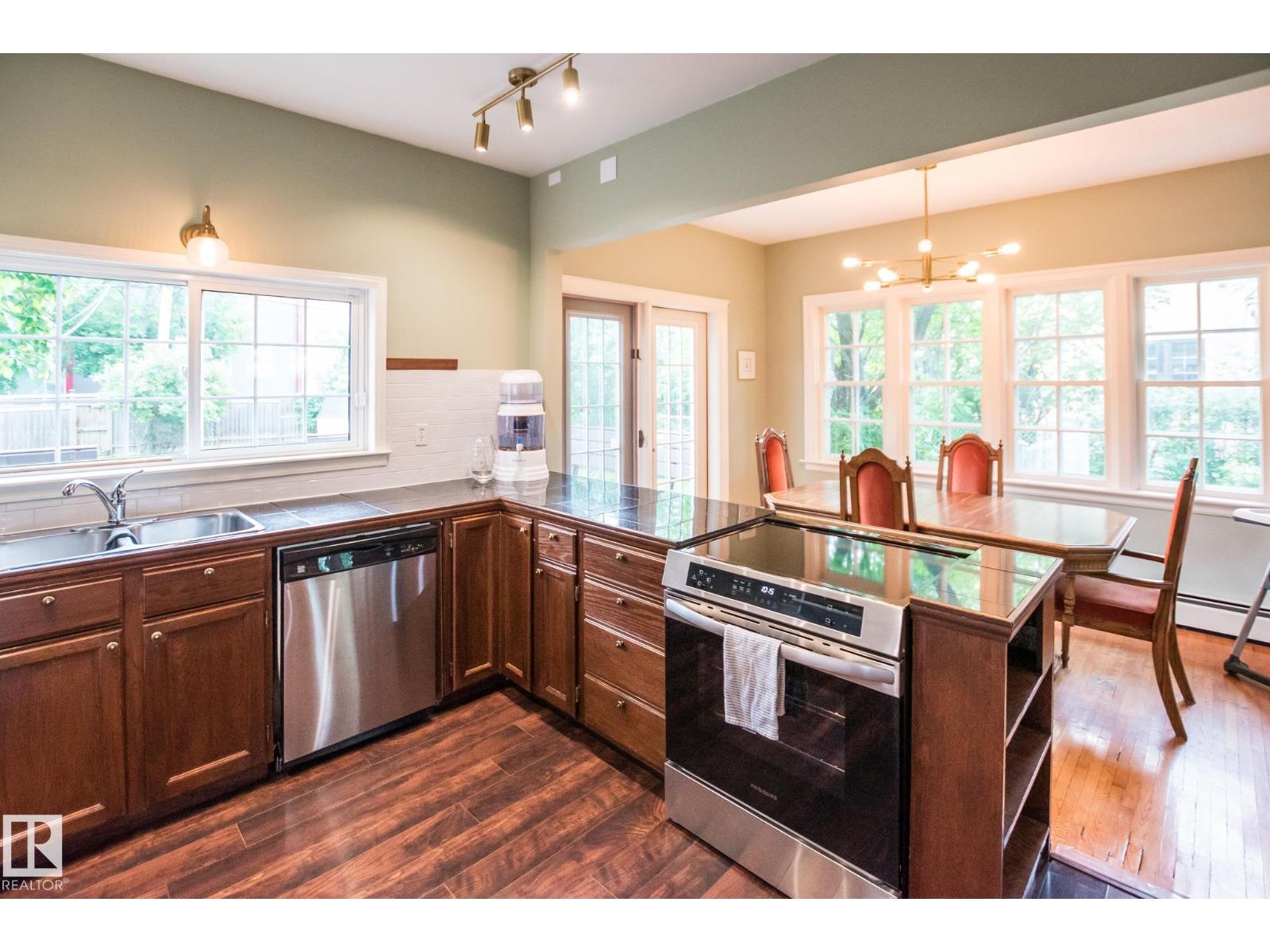 4811 50 Street - Photo 9