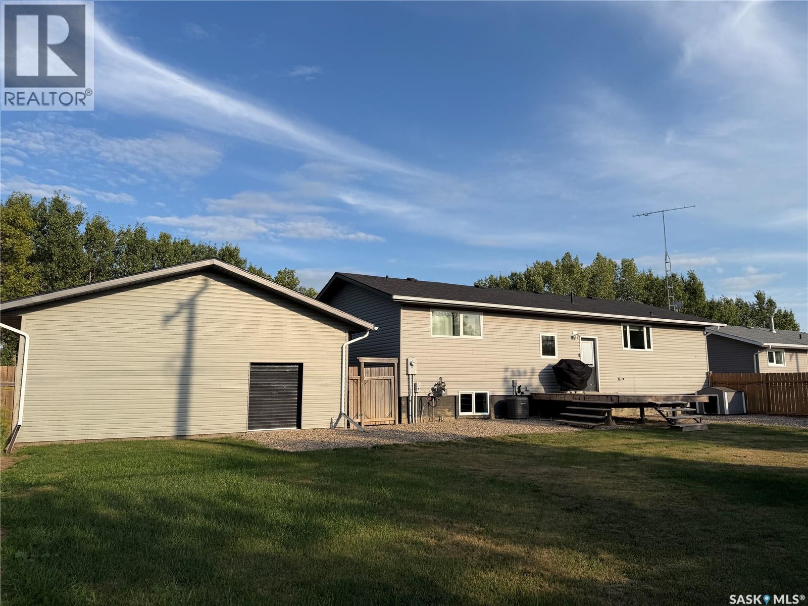 123 Railway AVENUE, Lake Lenore — photo 3