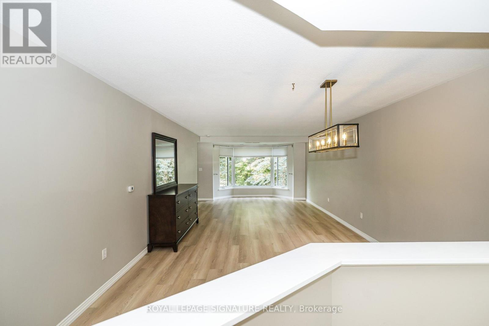 #204 85 WELLINGTON STREET W - 16