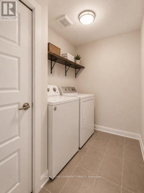 2 PRESTWICK STREET - 25