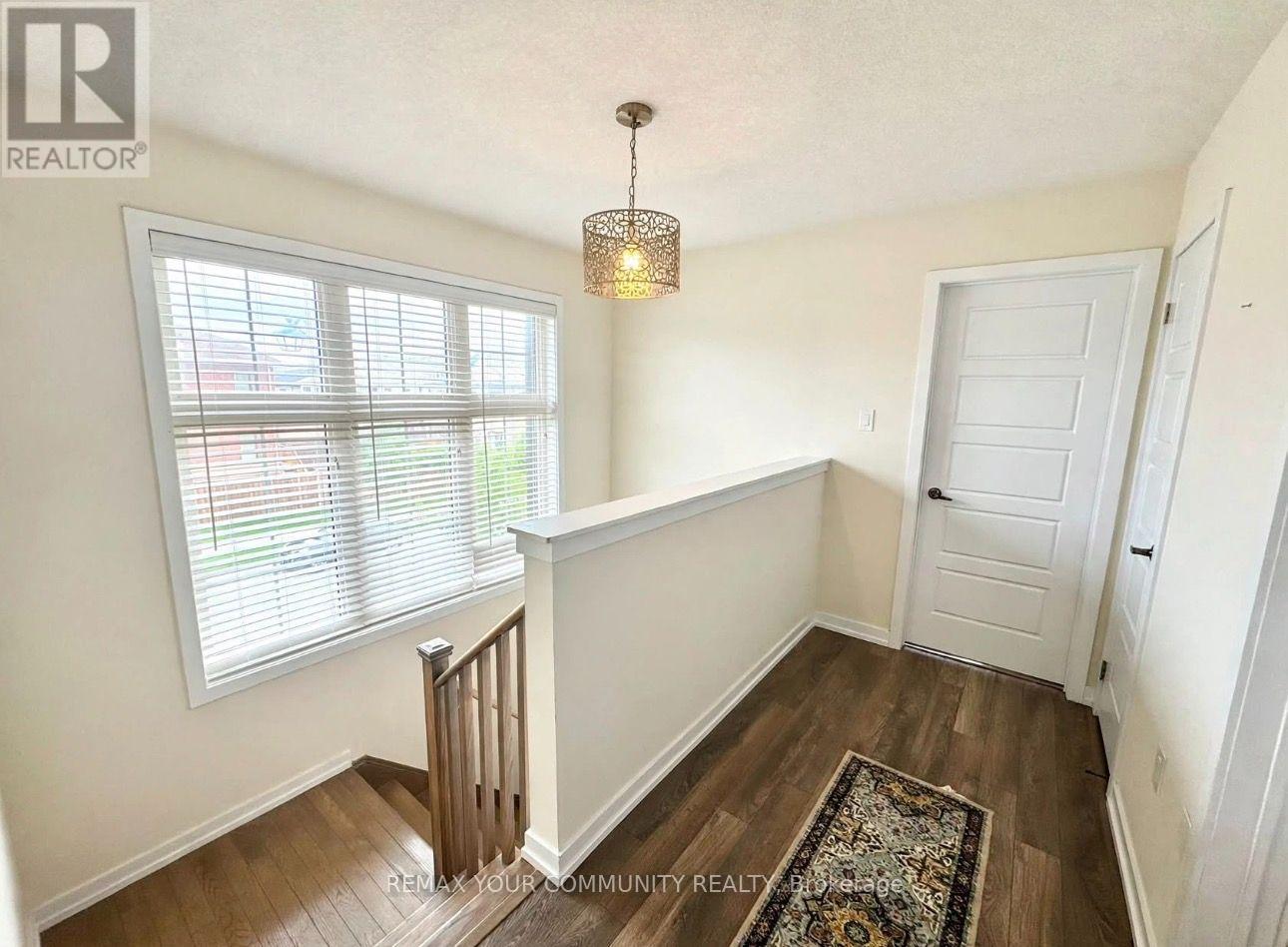 2 PRESTWICK STREET - 24