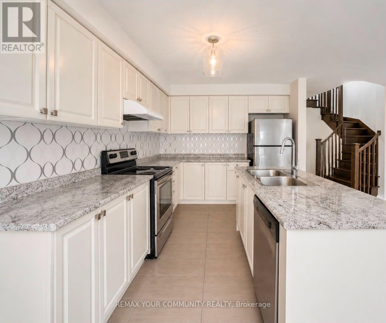 2 PRESTWICK STREET - 15