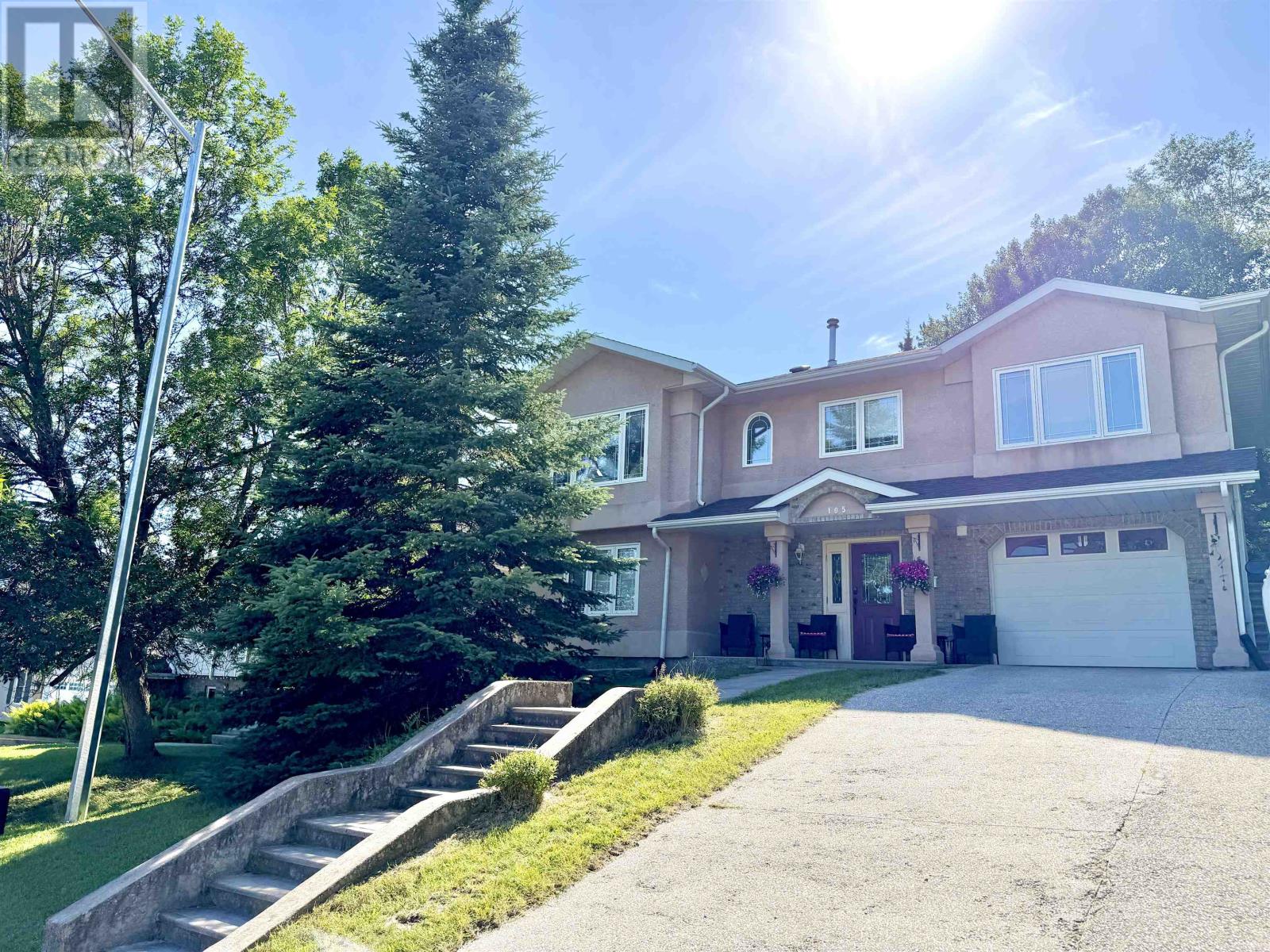 105 South Park Dr, Kenora — photo 2