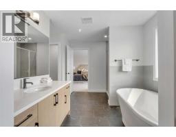 458 Baywater Green Sw, Airdrie, AB T4B0A9 Photo 36