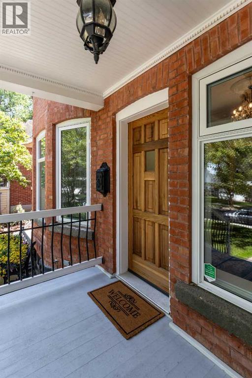 127 1 Street Southwest - Photo 7
