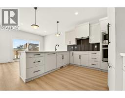 2518 44 Street S - photo 5
