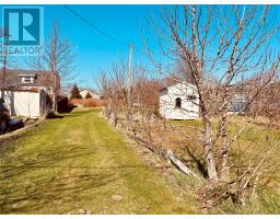 51A Whites Road thumbnail 4