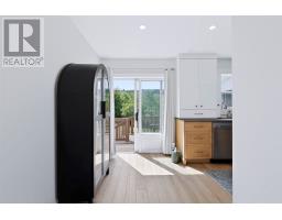 44-48 Beach Avenue thumbnail 16