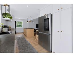 44-48 Beach Avenue thumbnail 19