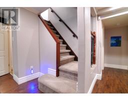 49 Fourth Street thumbnail 32