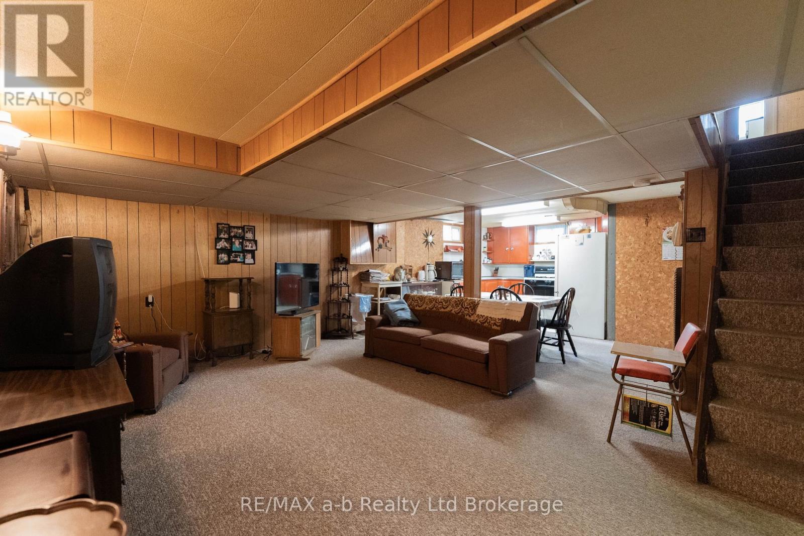 81 VIENNA ROAD - 25