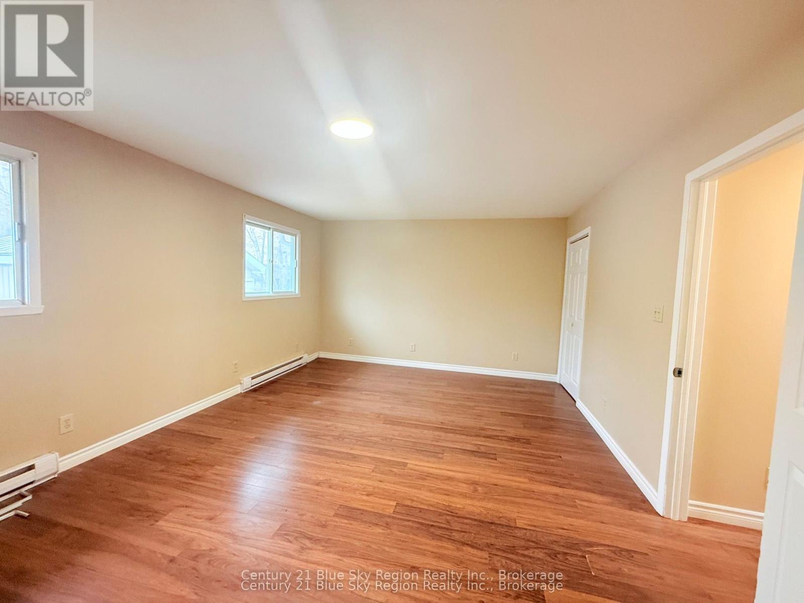 429 DUDLEY AVENUE - 17