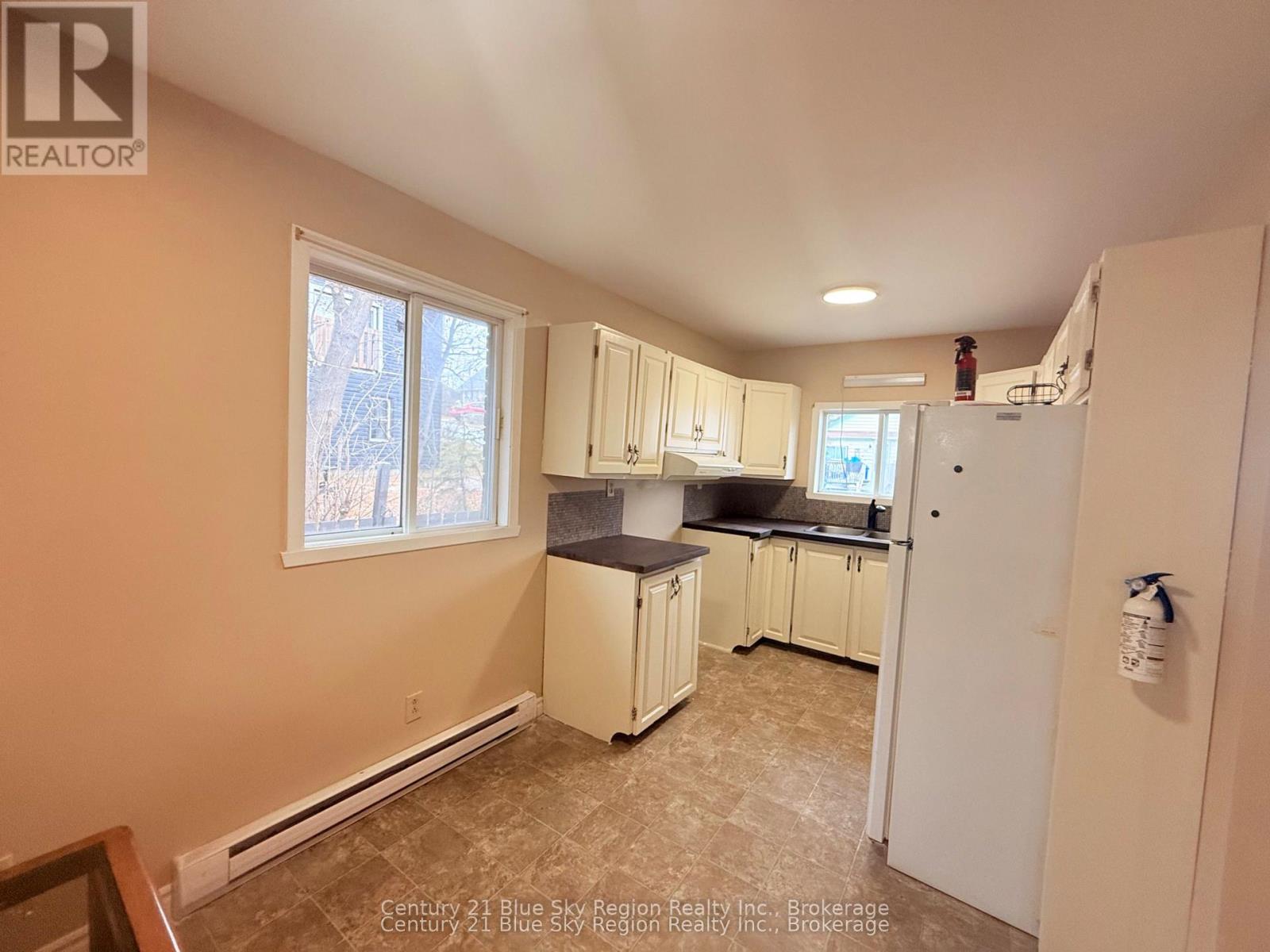429 DUDLEY AVENUE - 9