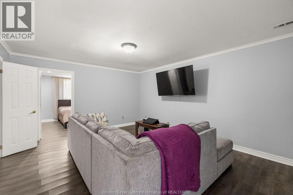 964 GREENPARK - 24