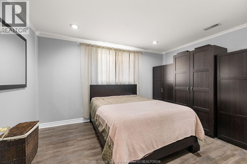 964 GREENPARK - 25