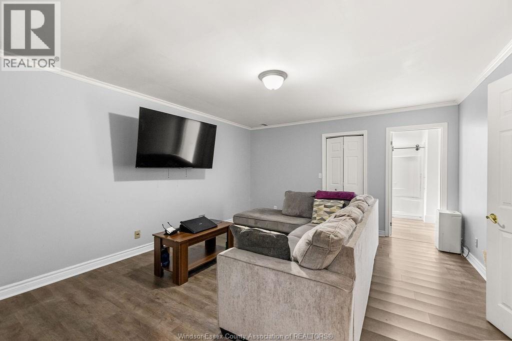 964 GREENPARK - 26
