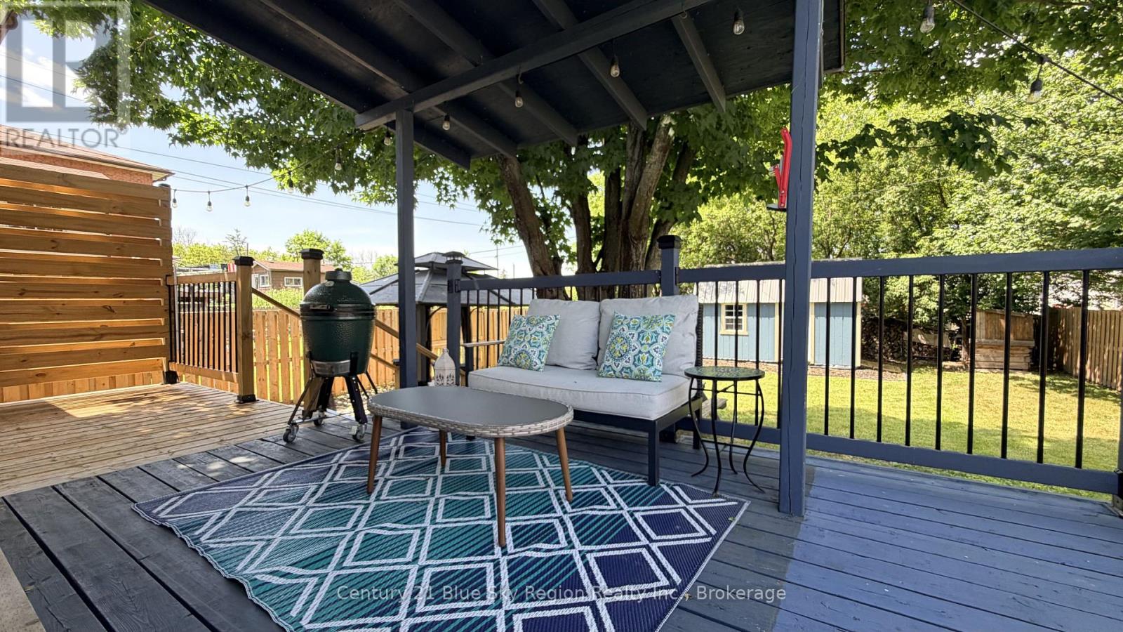 647 DOUGLAS STREET - Image 39