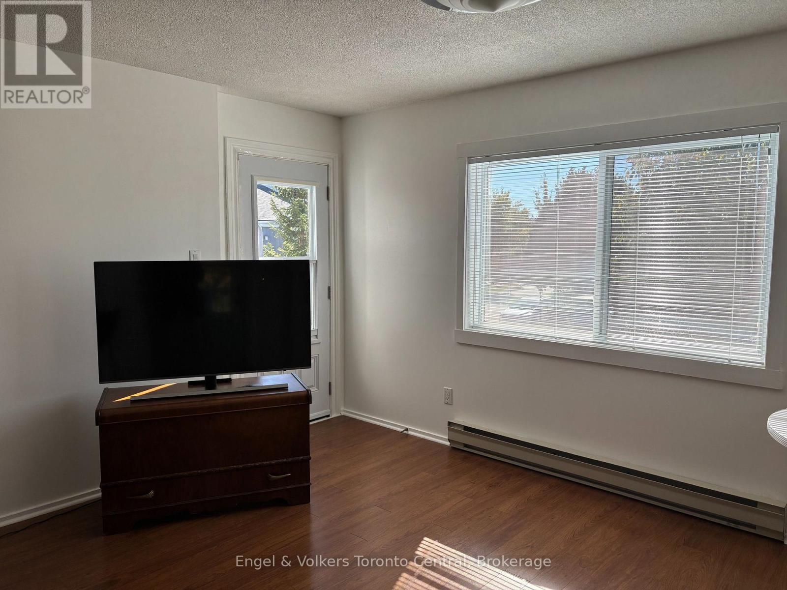 #93 23 DAWSON DRIVE - 10