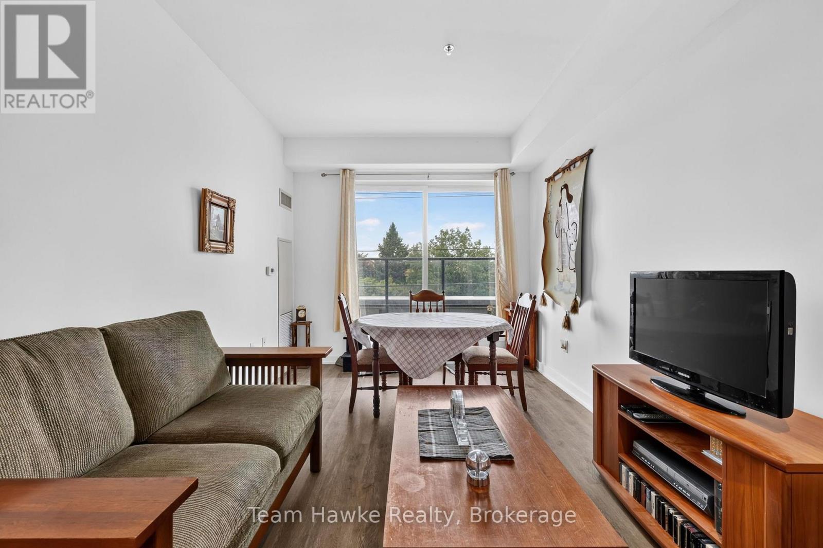 #211 430 ESSA ROAD - Image 15