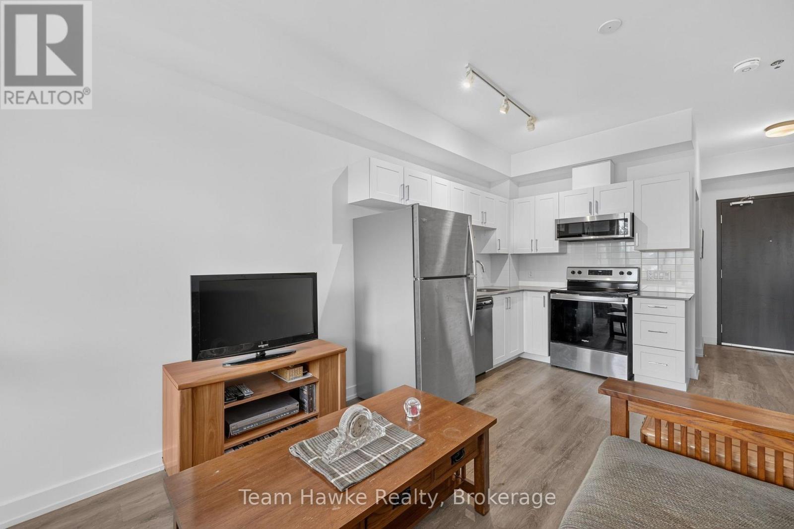 #211 430 ESSA ROAD - Image 16