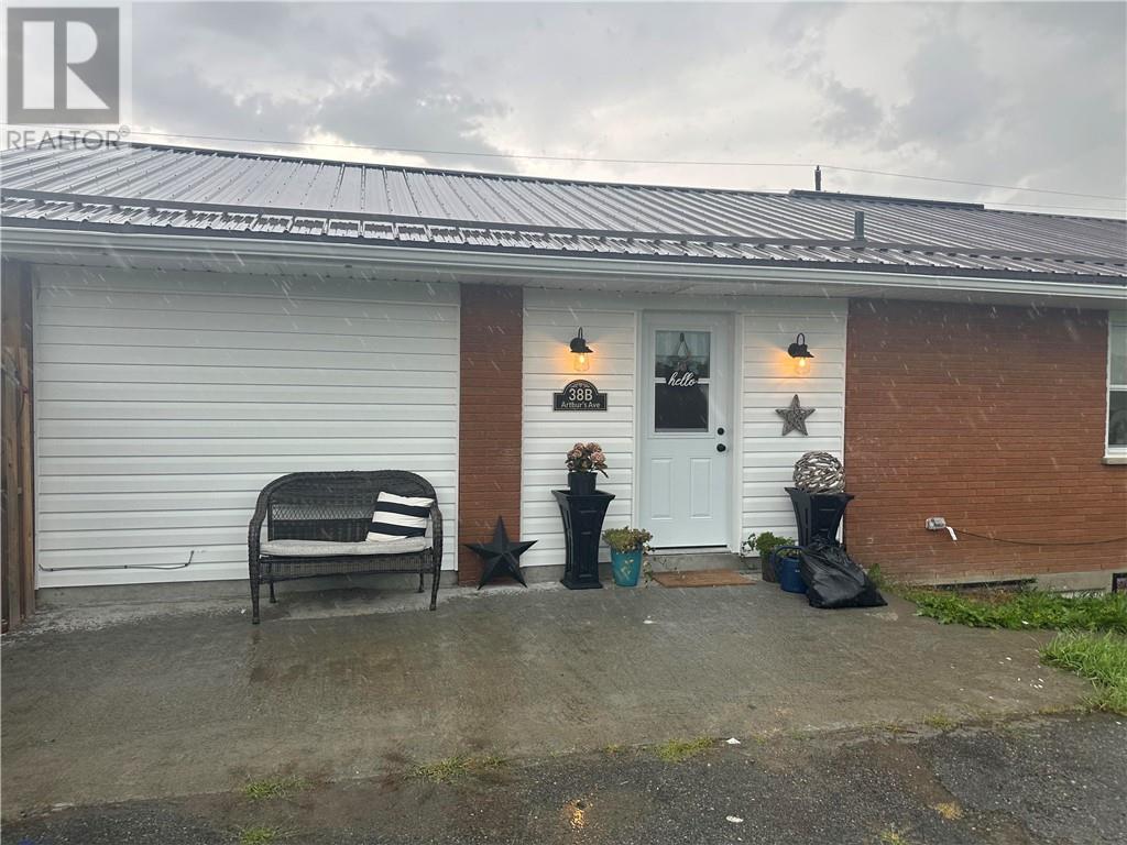 38 B ARTHUR Avenue
