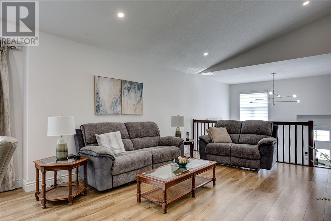 854 Woodbine Avenue - Image 13