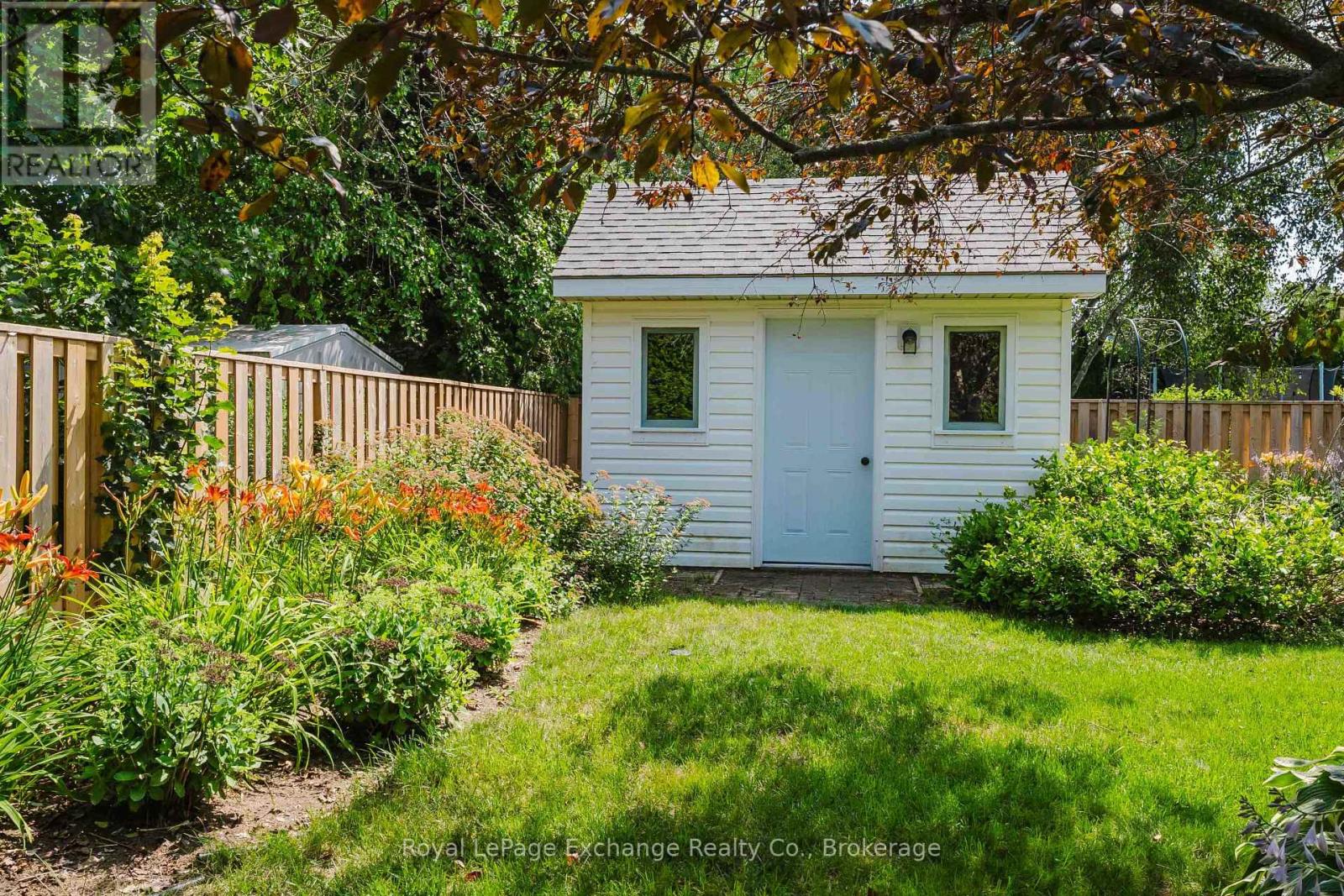 953 PARKWOOD DRIVE - 10