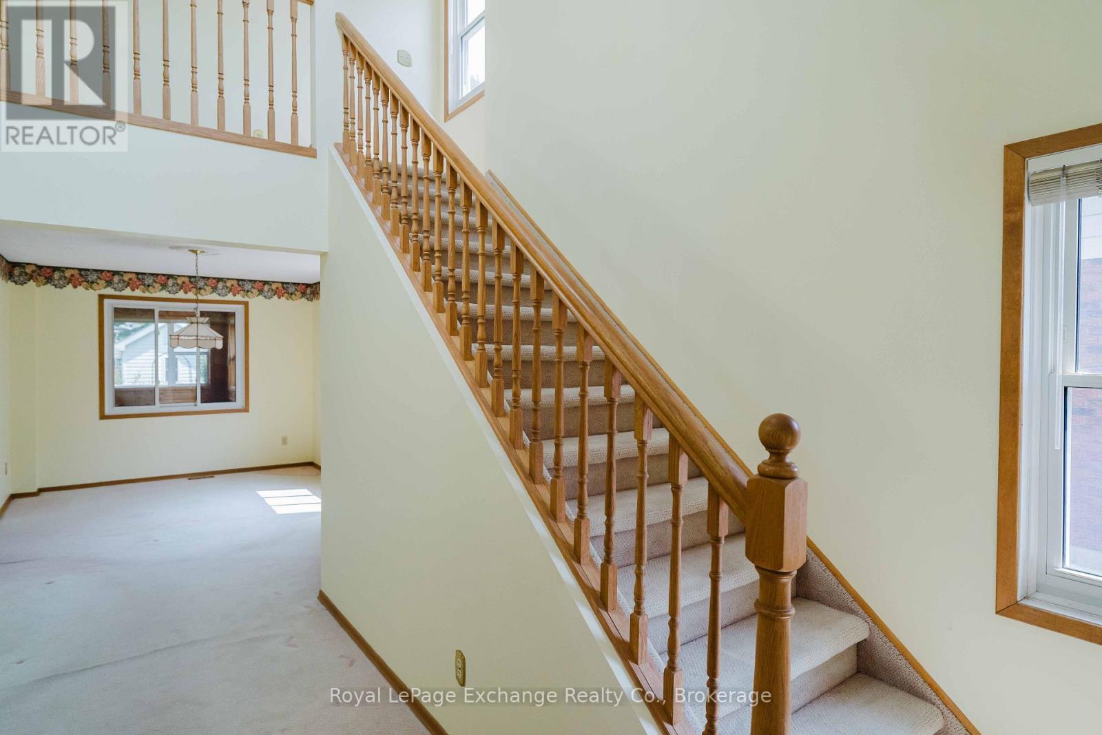 953 PARKWOOD DRIVE - 12
