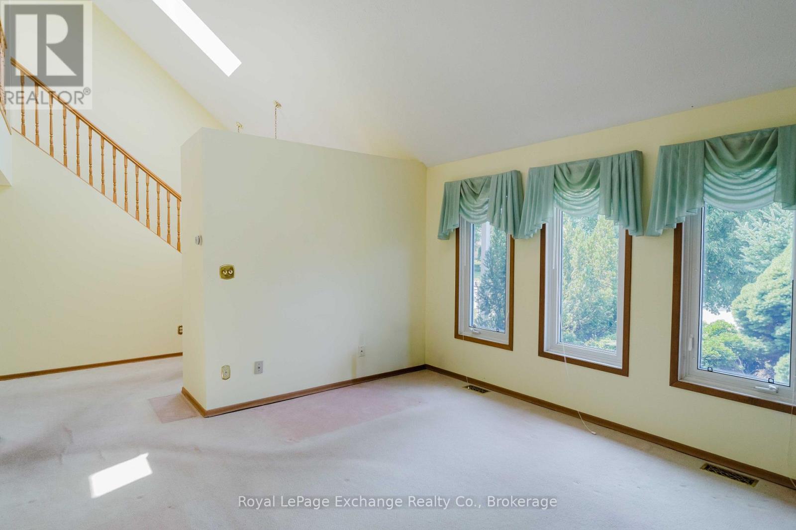 953 PARKWOOD DRIVE - Image 16