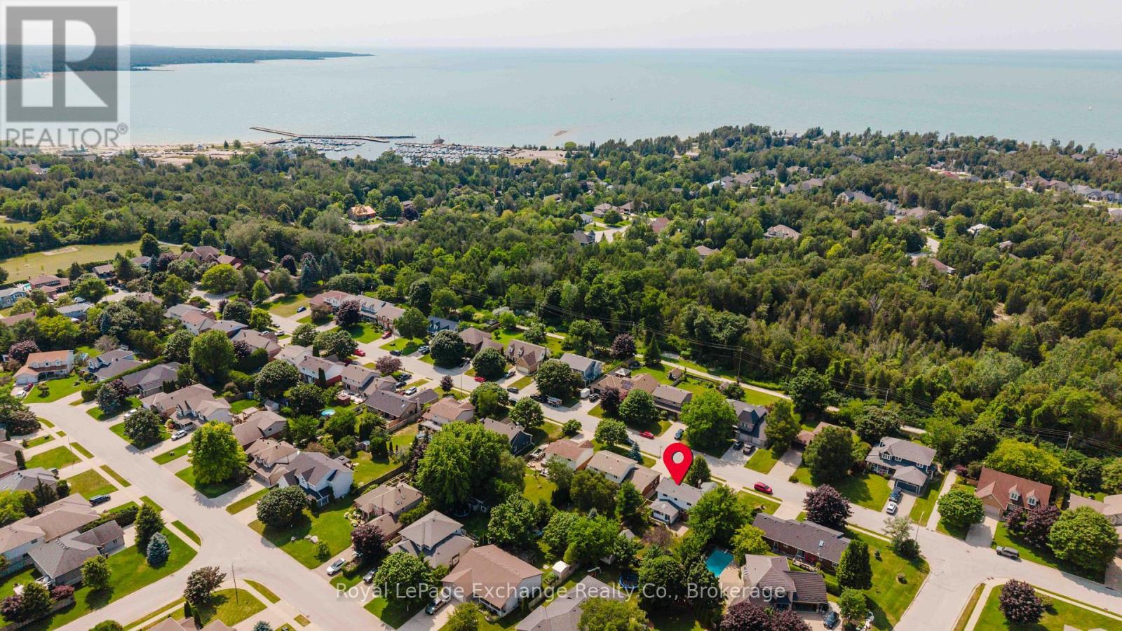 953 PARKWOOD DRIVE - Image 4