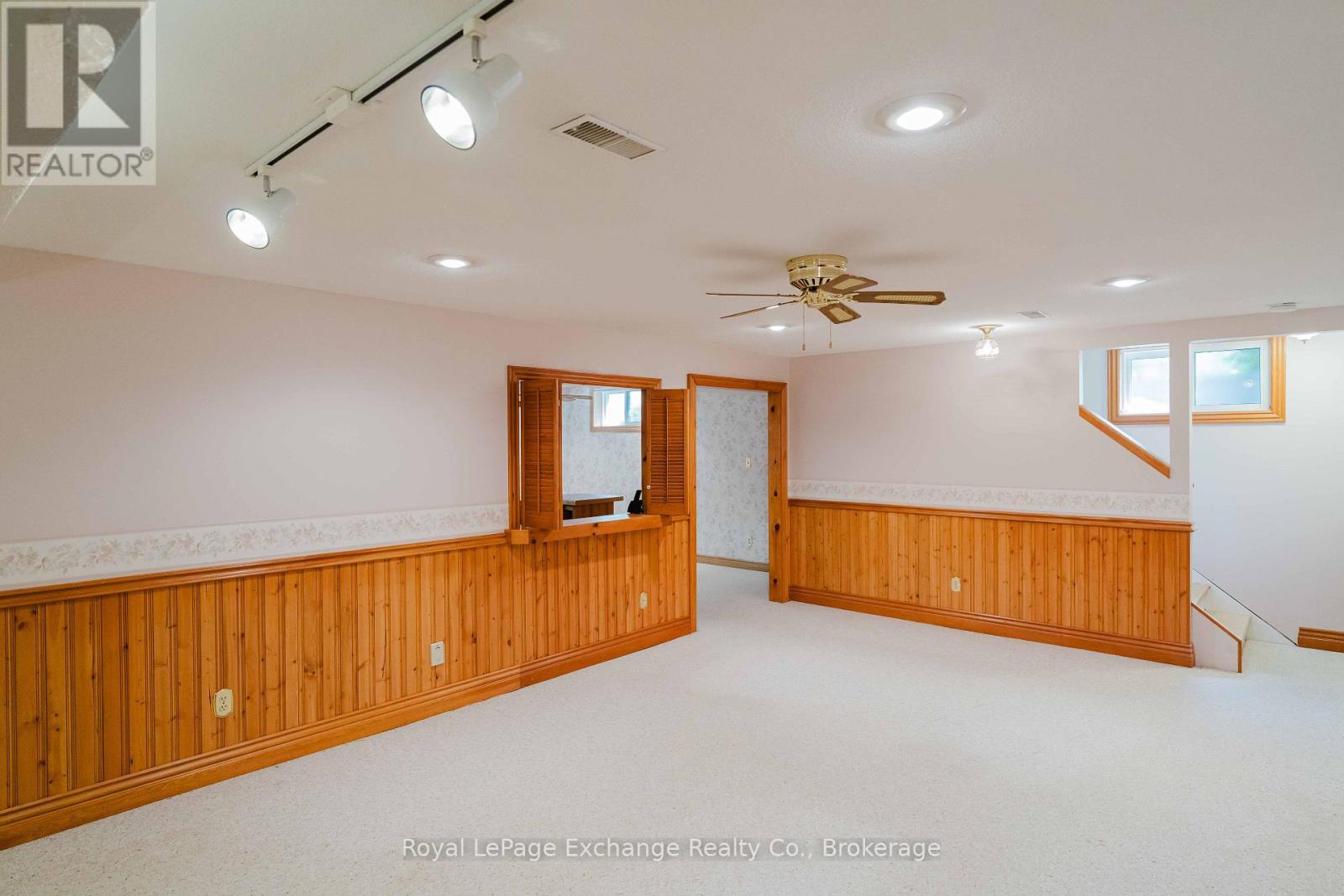 953 PARKWOOD DRIVE - Image 47