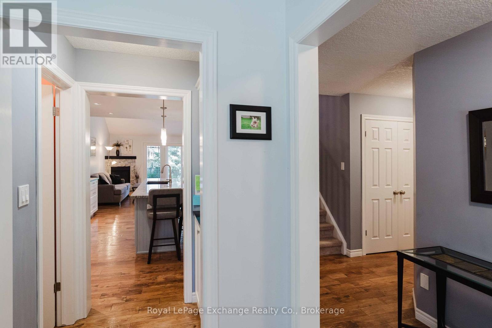 #6 391 JOSEPH STREET - 14