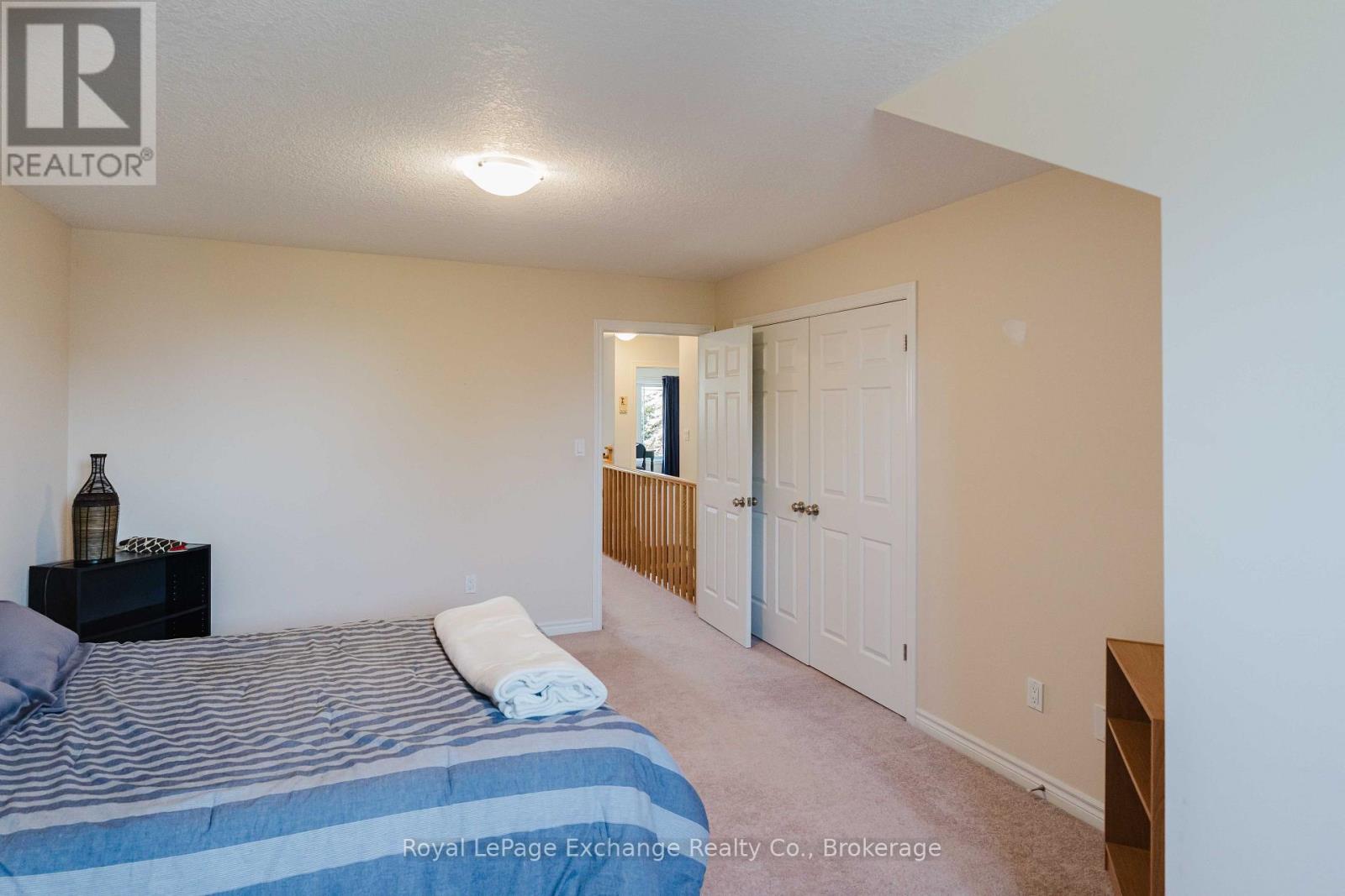 #6 391 JOSEPH STREET - 40