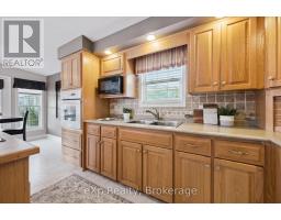 18 Jasper Heights Private, Puslinch, ON N0B2C0 Photo 13