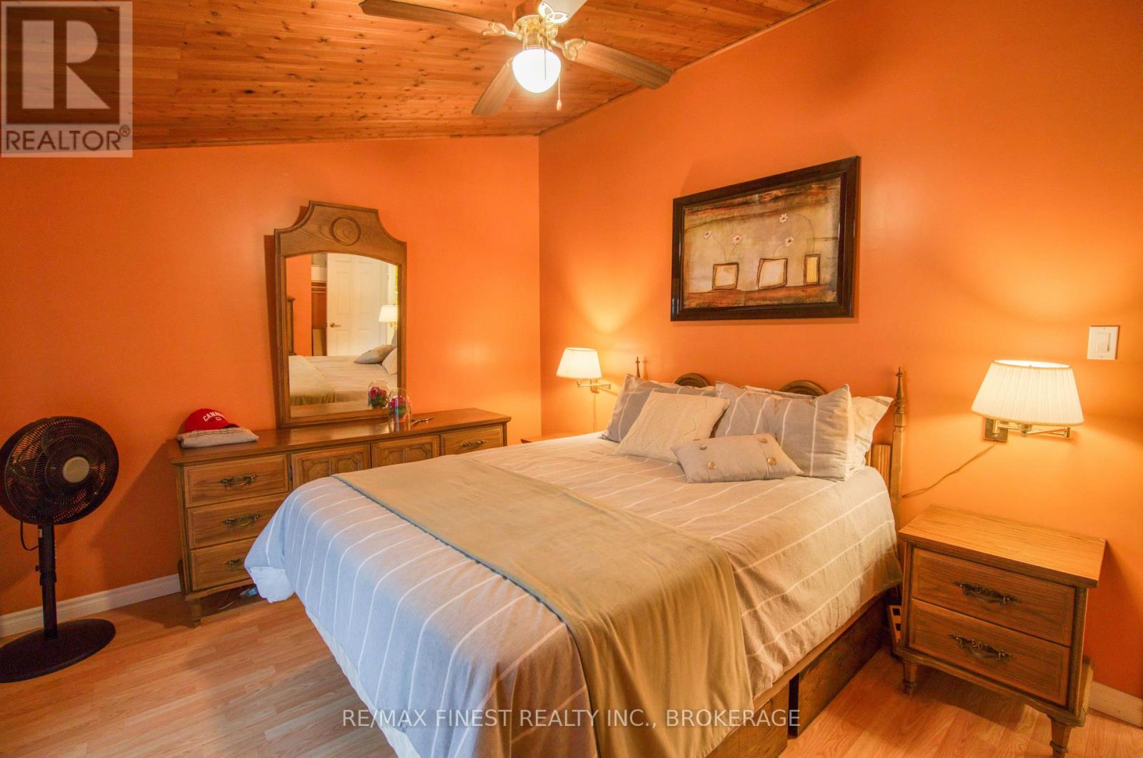 1046 TURNER WAY - 18