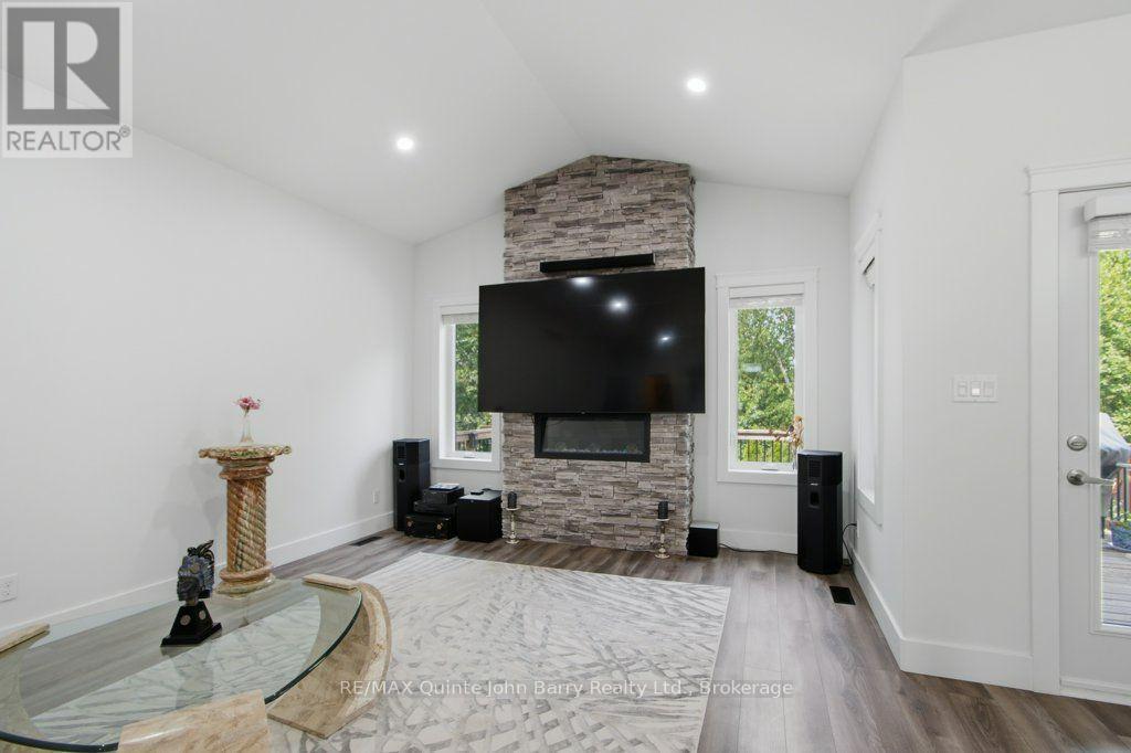 46 BIRCHMOUNT STREET - 11