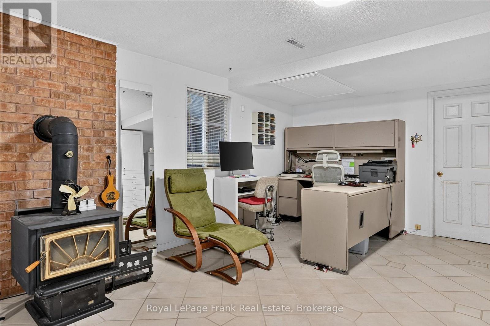 34 BIRCH POINT DRIVE - 39