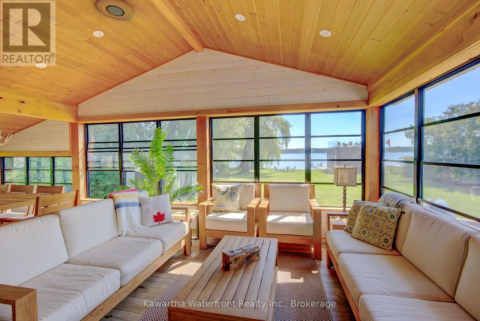 14 GILLIS STREET - Image 15