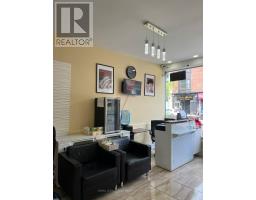 2195 Queen Street E, Toronto, ON M4E1E5 Photo 13