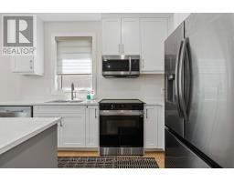 8-7966 Fallon Drive, Lucan Biddulph, ON N0M1V0 Photo 10